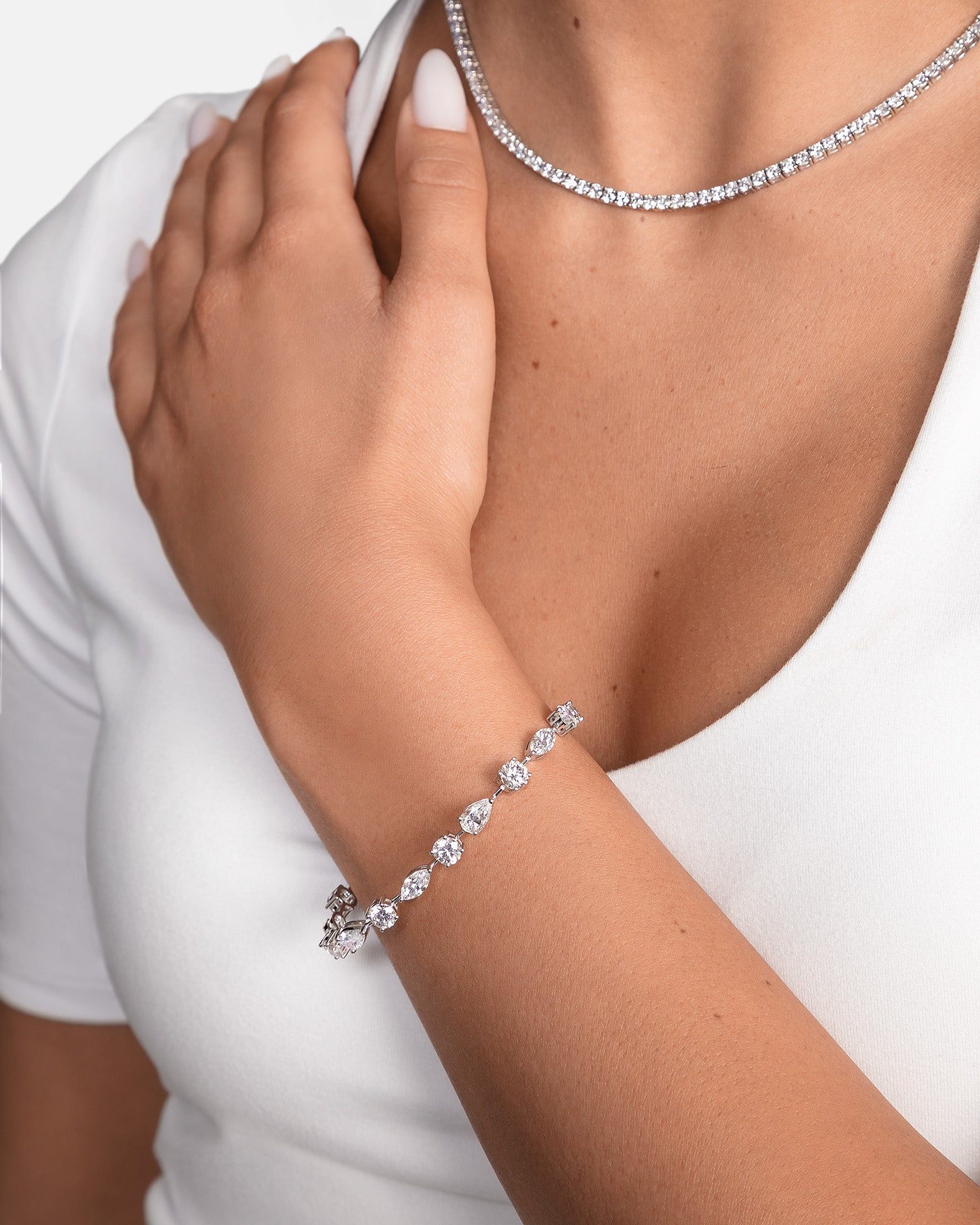 Large Multi Shape Wire Bracelet (9.55 CTW)